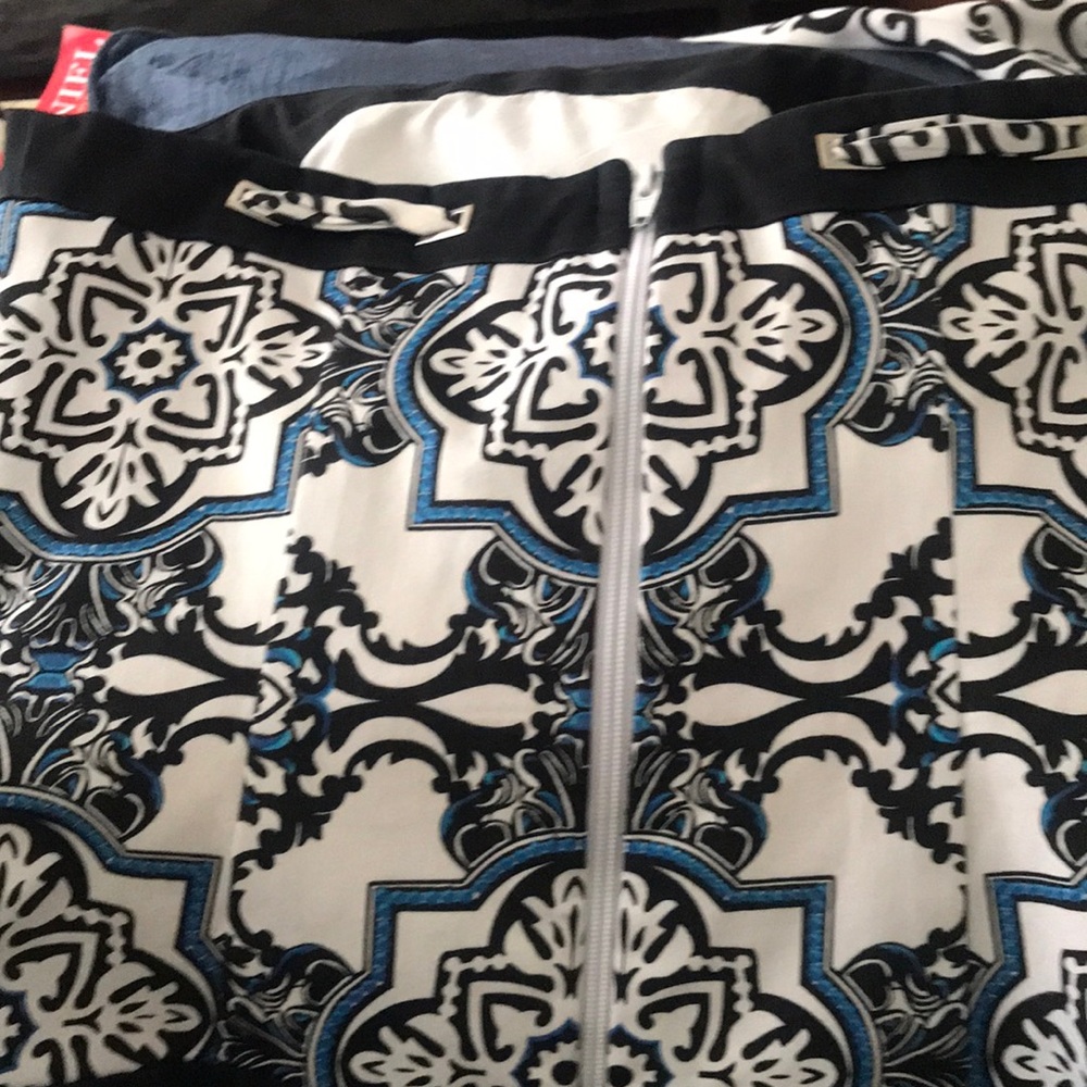 Shirt - Picture 3 of 3